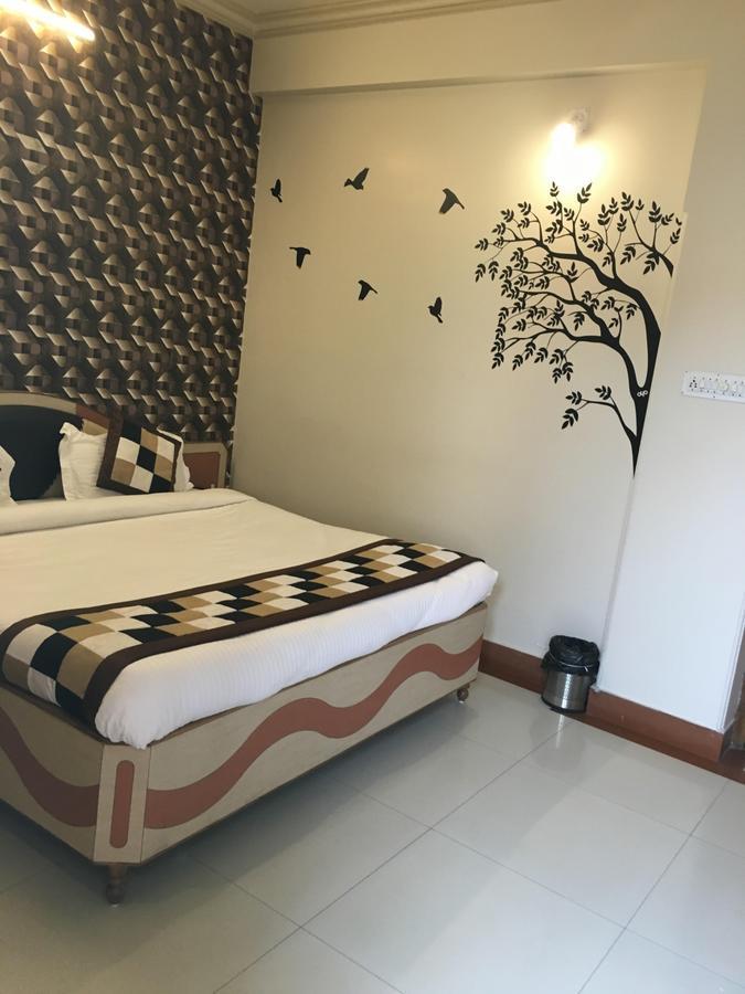 Hotel Bharat Niwas Bikaner Buitenkant foto